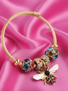 Gold-plated Bee Charm Adjustable Bangle‎ Bracelet with Multicolor Crystals